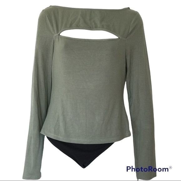 7 ForAll Mankind Light Olive Cutout Front Ribbed Knit Long Sleeves Top Sz M NEW - Picture 2 of 10